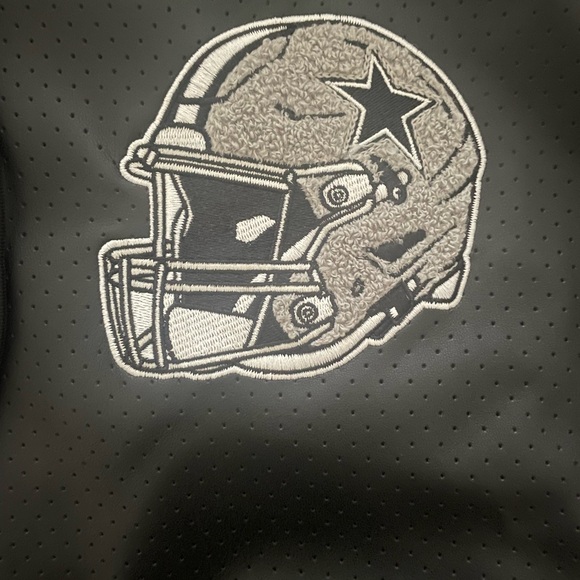 NFL LIMITED EDT Jeff Hamilton Dallas Cowboys Vegan Leather Hoodie with Gift Box - Picture 4 of 16